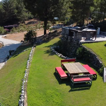 בית נופש Excellent Home With Shared Pool Surrounded By Nature In Marmaris *